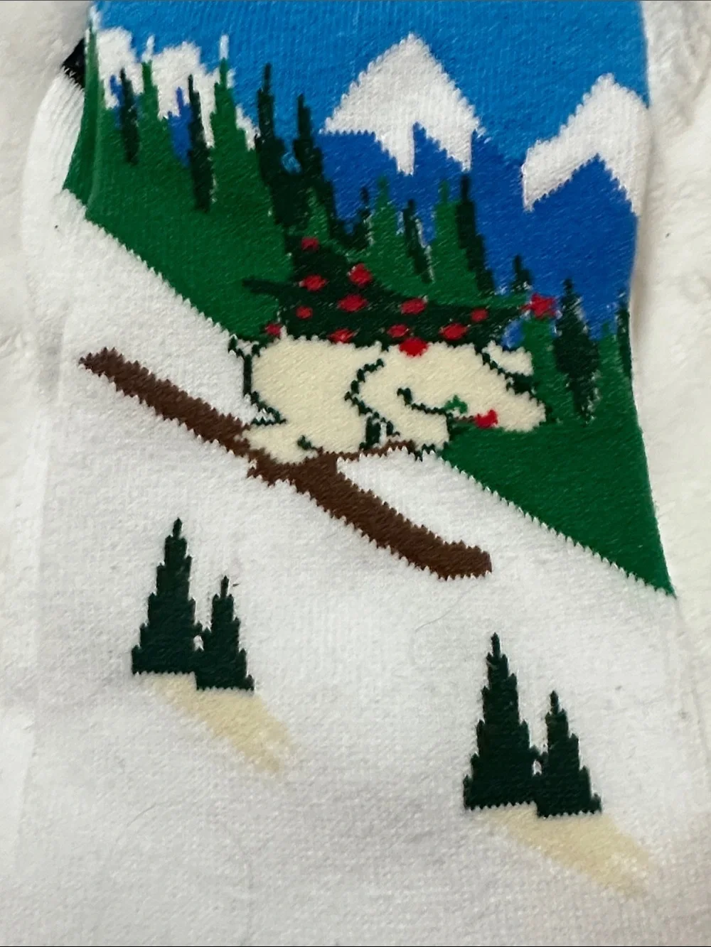 ⛷️ Bottoms Out Merry & Bright Skiing Polar Bear Crew Socks